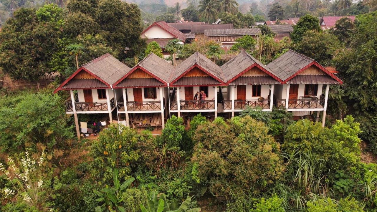 Sunset Bungalows & Gh Muang Ngoi Zewnętrze zdjęcie