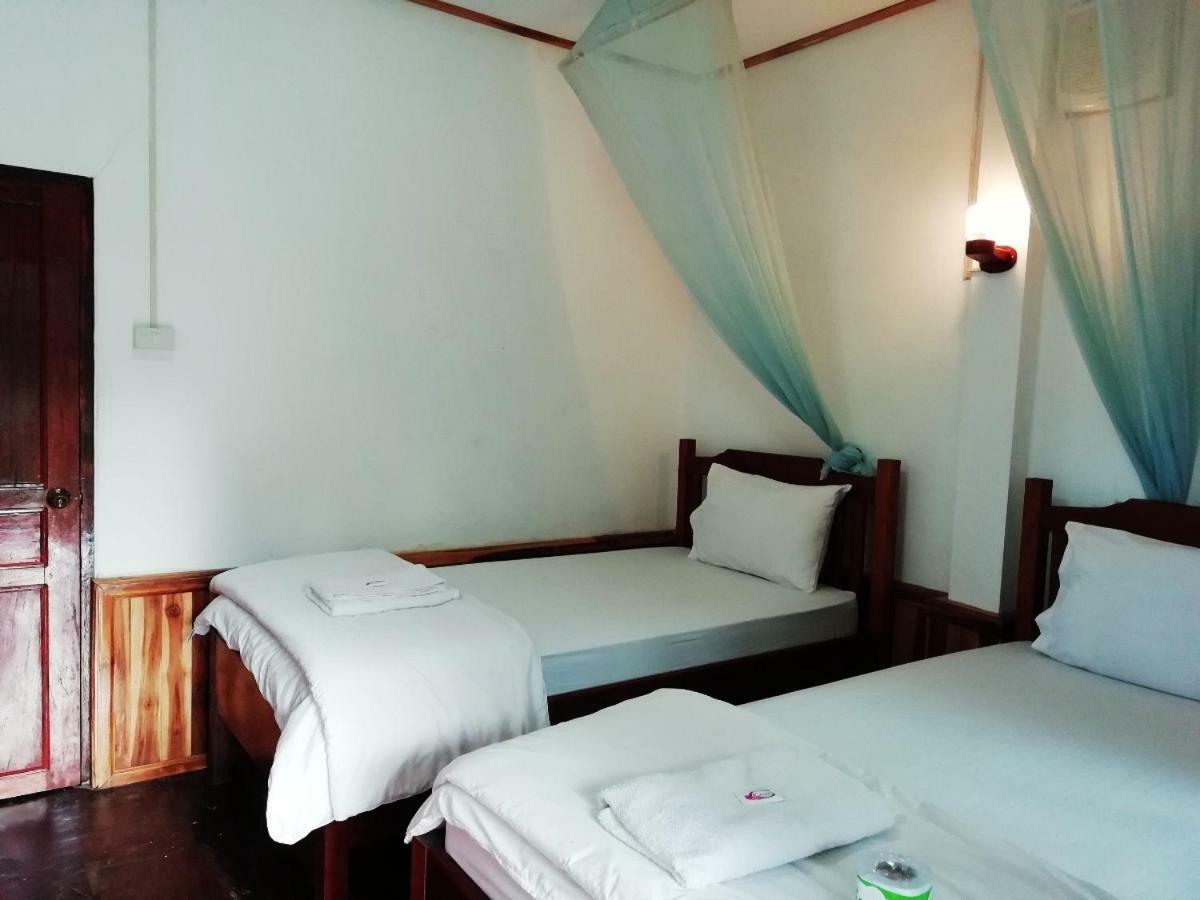 Sunset Bungalows & Gh Muang Ngoi Zewnętrze zdjęcie